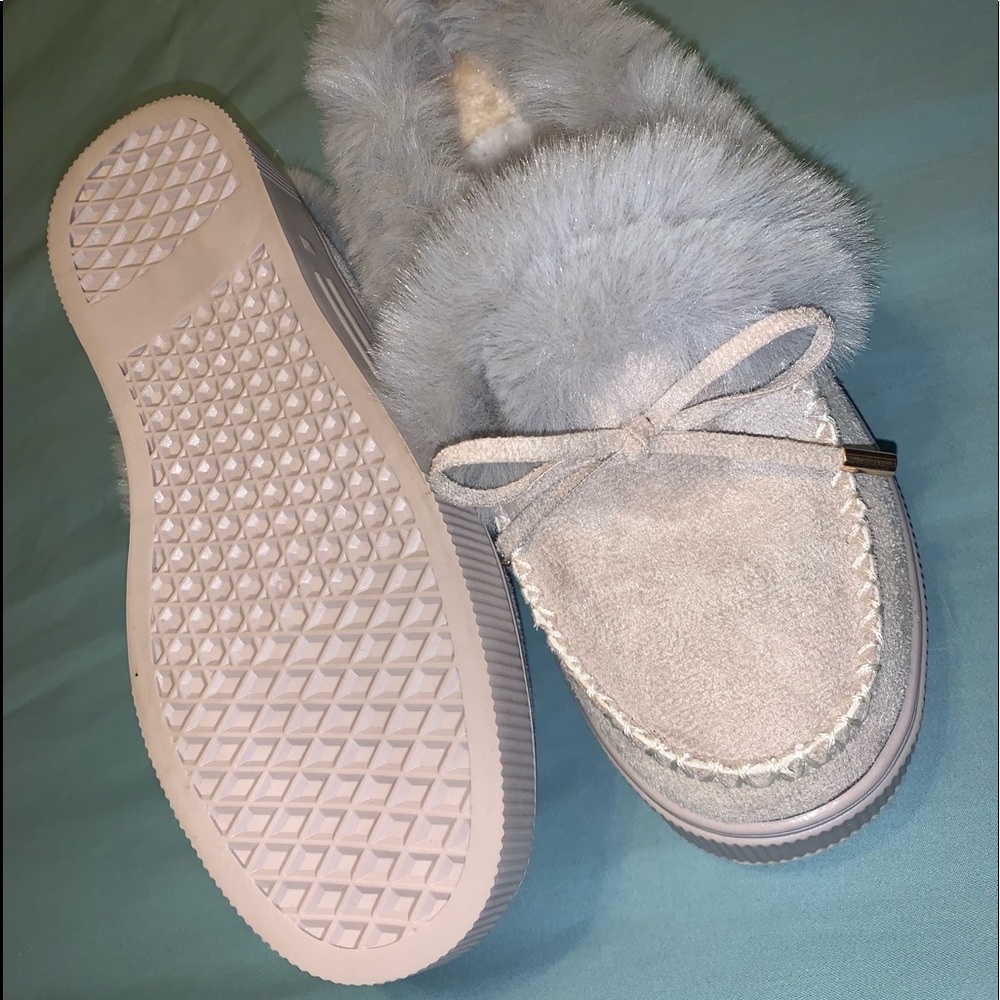 Gray fluffy Platform moccasins